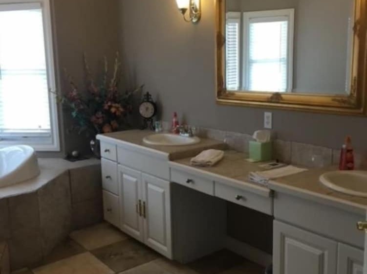 민박 Davis Mountains Inn