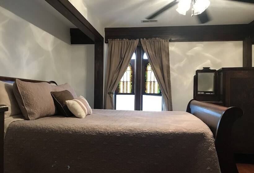 צימר Mcgrady Inn