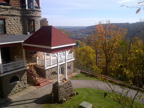 مبيت وإفطار Overlook Mansion