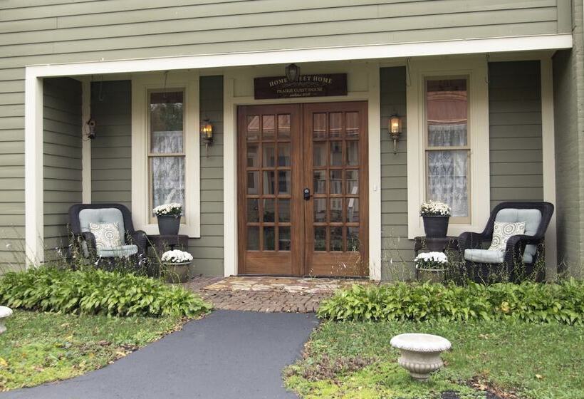 تختخواب و صبحانه Prairie Guest House