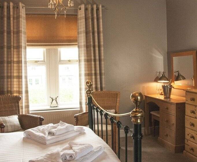 Bed and Breakfast The Poplars Rooms & Cottages