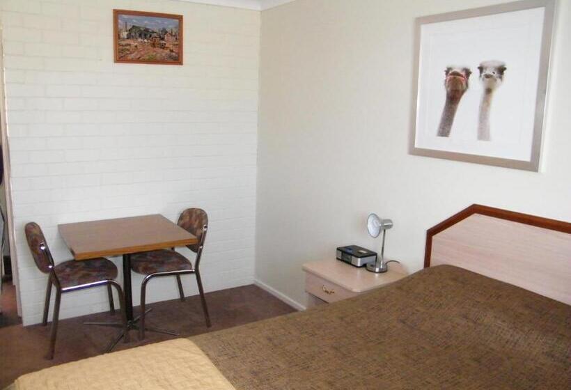 Clansman Motel