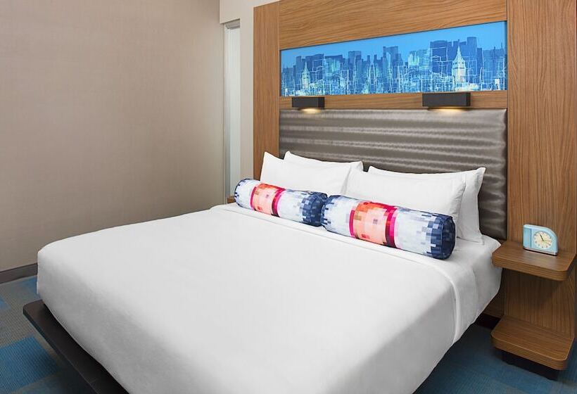 هتل Aloft Beachwood