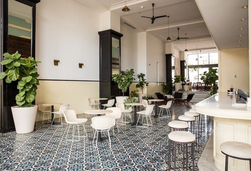 Fotos del hotel American Trade Hotel:  137