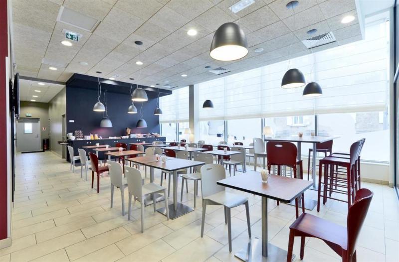 בית מלון כפרי Campanile La Roche Sur Yon Centre Gare