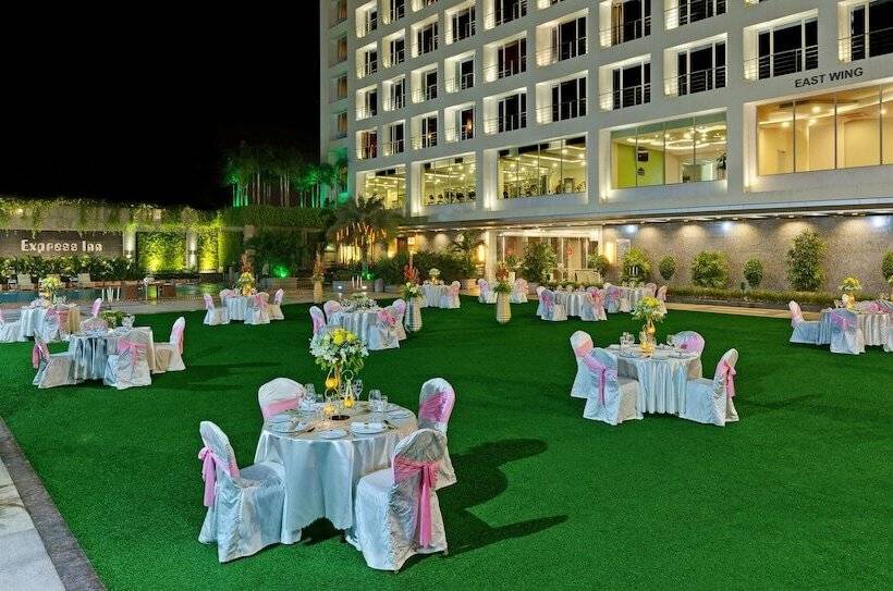 هتل Express Inn The Business Luxury