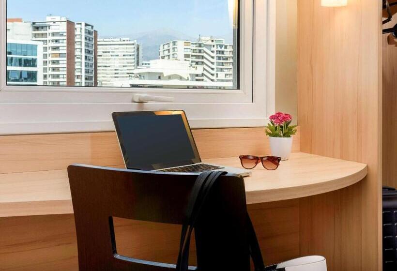 Fotos del hotel Ibis Santiago Las Condes Manquehue:  30