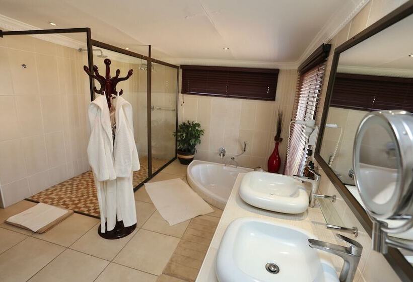 هتل Lapa Lange Game Lodge