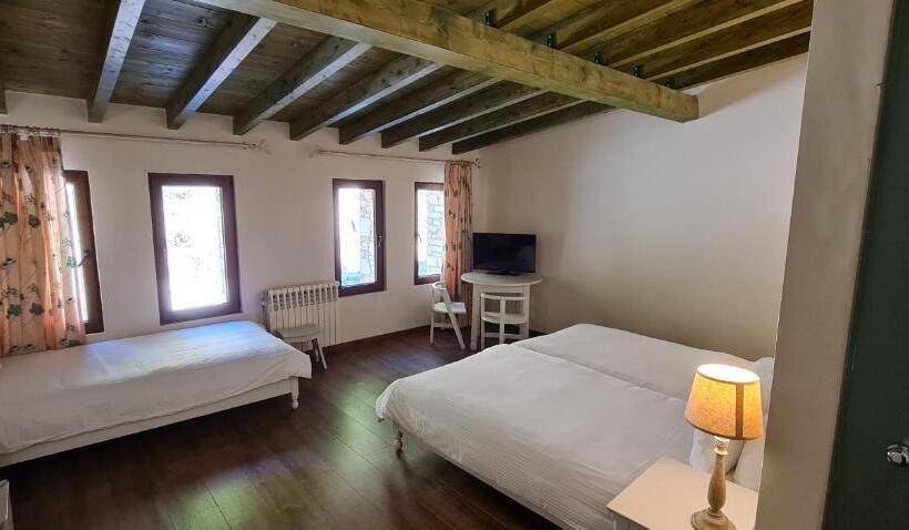 هتل Manthos Mountain Resort & Spa