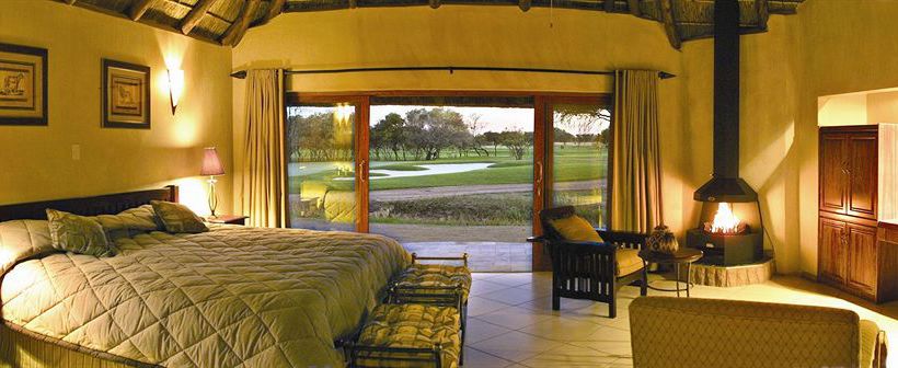 בית מלון כפרי Protea Zebula Lodge