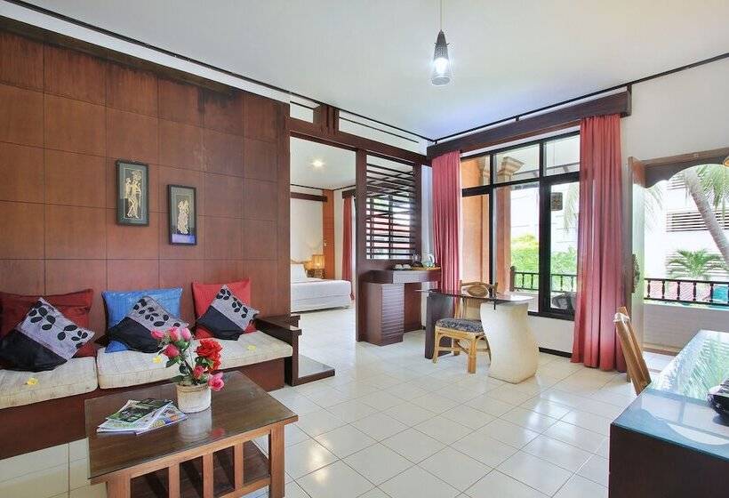 فندق Puri Naga Beachfront Cottages