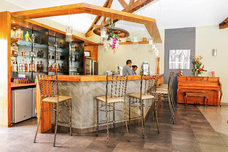 Fotos del hotel Relais Des Plateaux & Spa– Ivato International Airport:  9