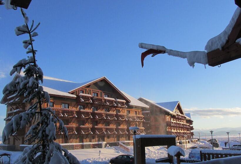 هتل Tatragolf Mountain Resort