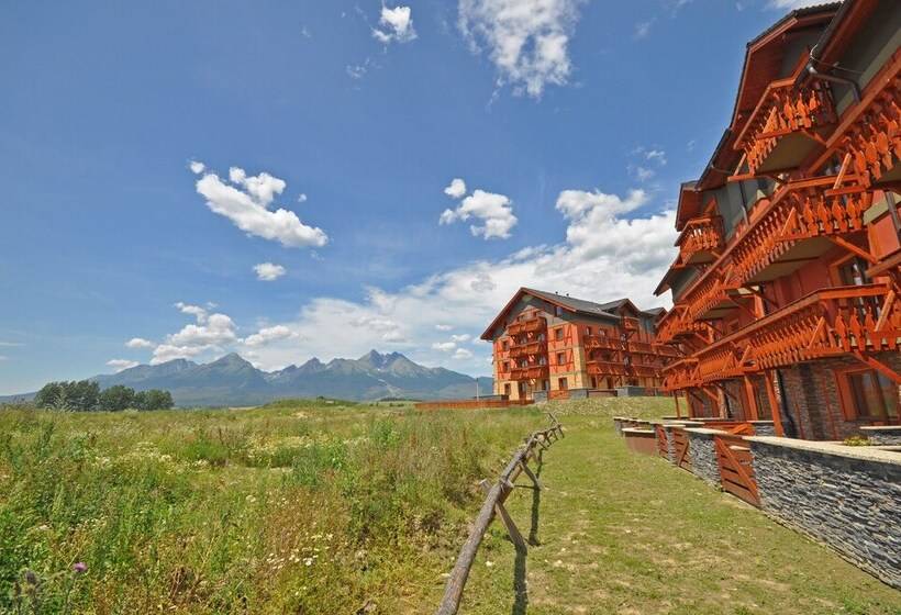 هتل Tatragolf Mountain Resort