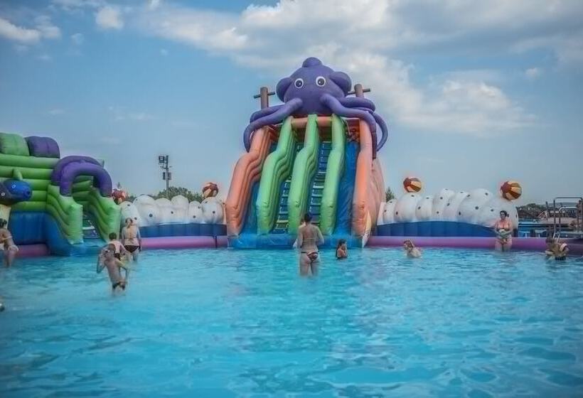 هتل Tatragolf Mountain Resort
