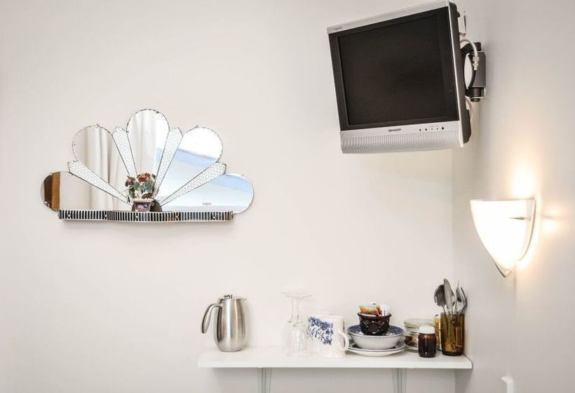 هتل Trafalgar Lodge