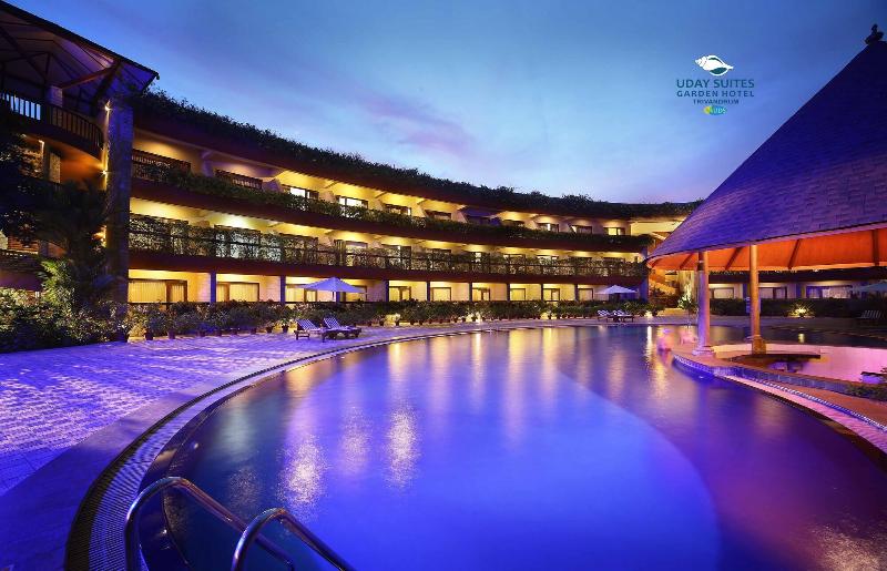 هتل Uday Suites The Airport