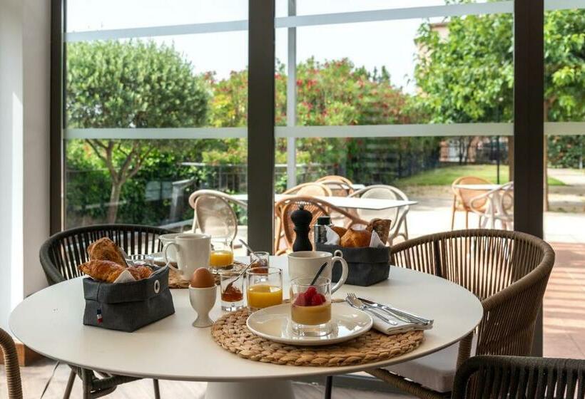 Zenitude Hotel La Valadiere, Ascend Hotel Collection