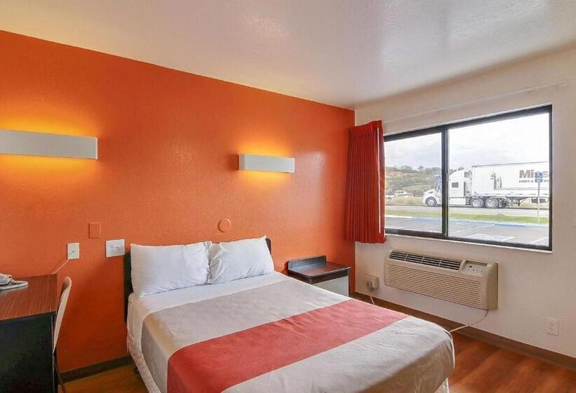 Motel 6 Buellton, Ca   Solvang Area