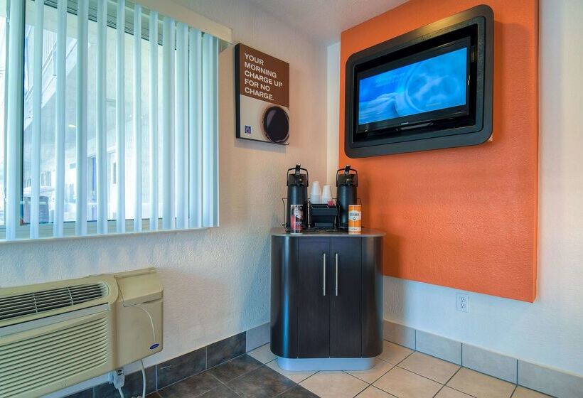 Motel 6 Westminster, Ca   South   Long Beach Area