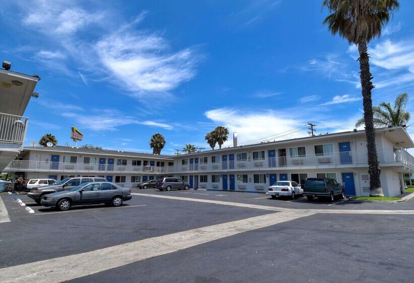 Motel 6 Westminster South   Long Beach