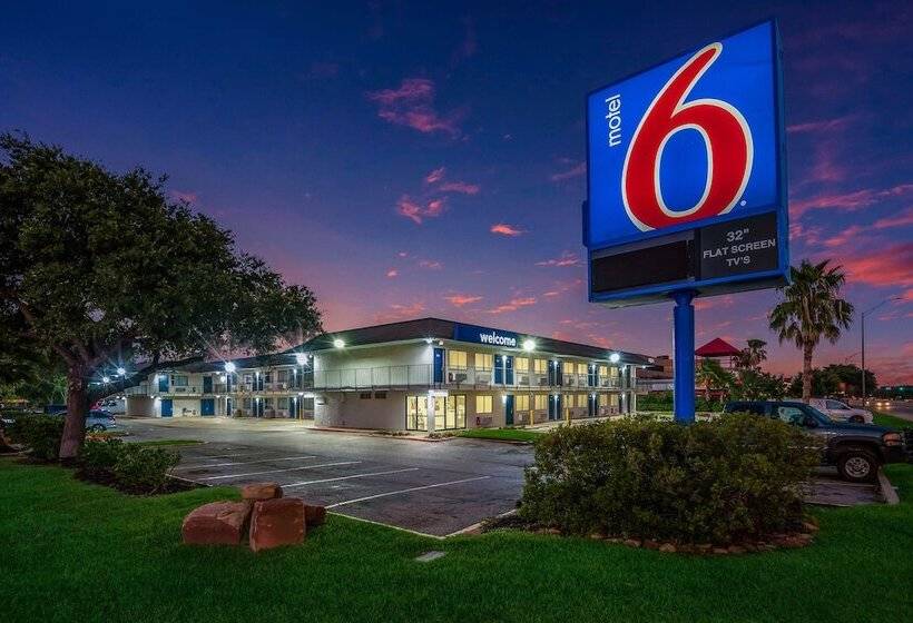 Motel 6college Station, Tx  Bryan