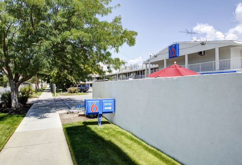 Motel 6salt Lake City, Ut  Downtown