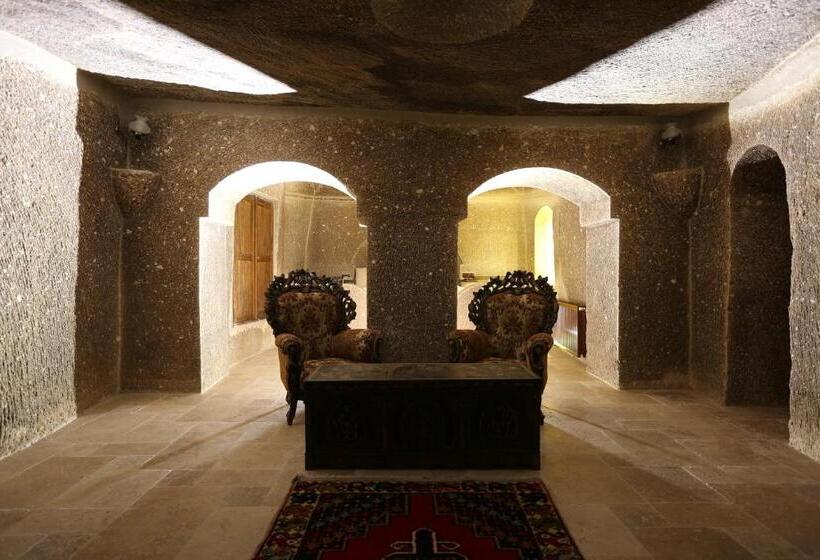 پانسیون Grand Cave Suites