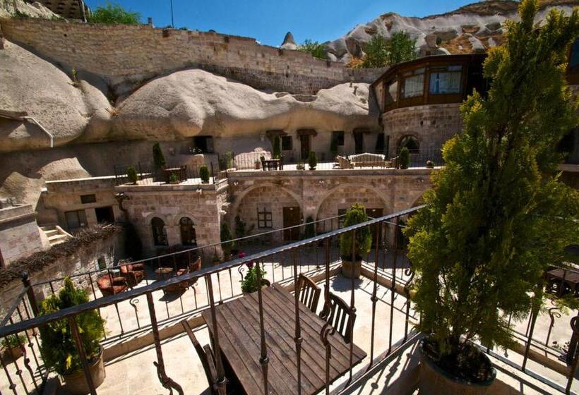 پانسیون Grand Cave Suites