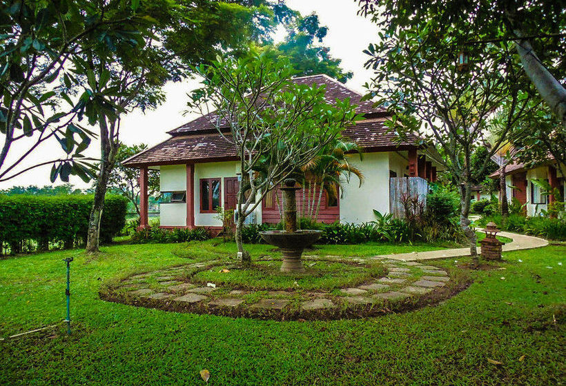 استراحتگاه Palm Spa Village
