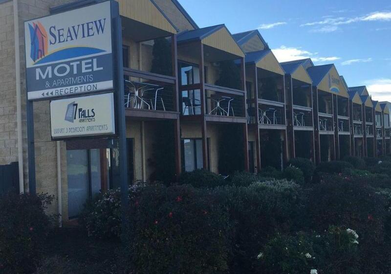 Seaview Motel And Apartments