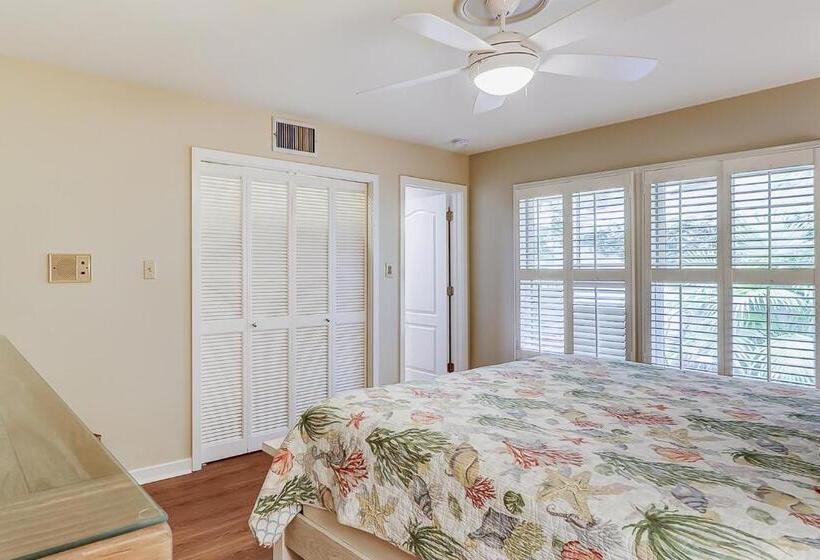 هتل Beach Lagoon Villa 309