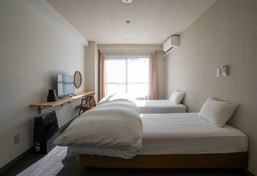 酒店 Chenda International  With 2 Small Double Beds  Vacation Stay 82751v