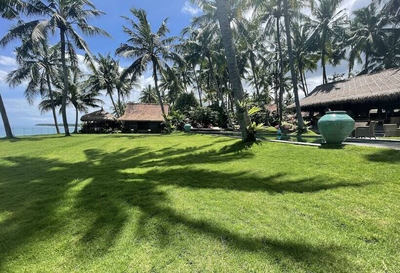 호텔 Louka Beach Bali