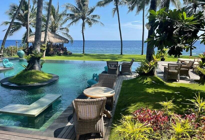 호텔 Louka Beach Bali