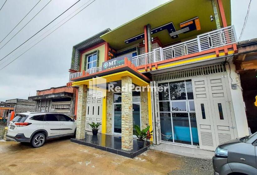 酒店 Mt Syariah Homestay Kerinci Redpartner