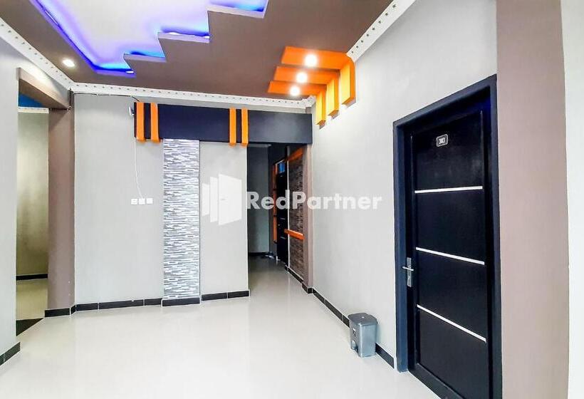 酒店 Mt Syariah Homestay Kerinci Redpartner