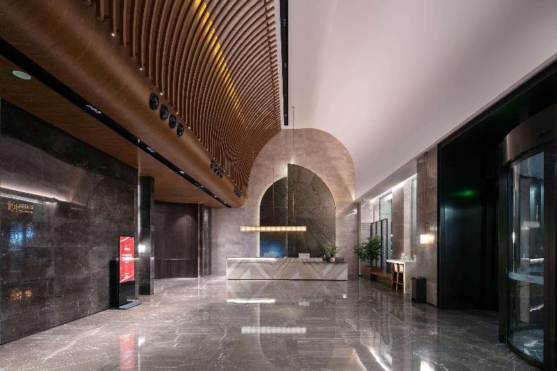 Отель Ramada By Wyndham Changsha West
