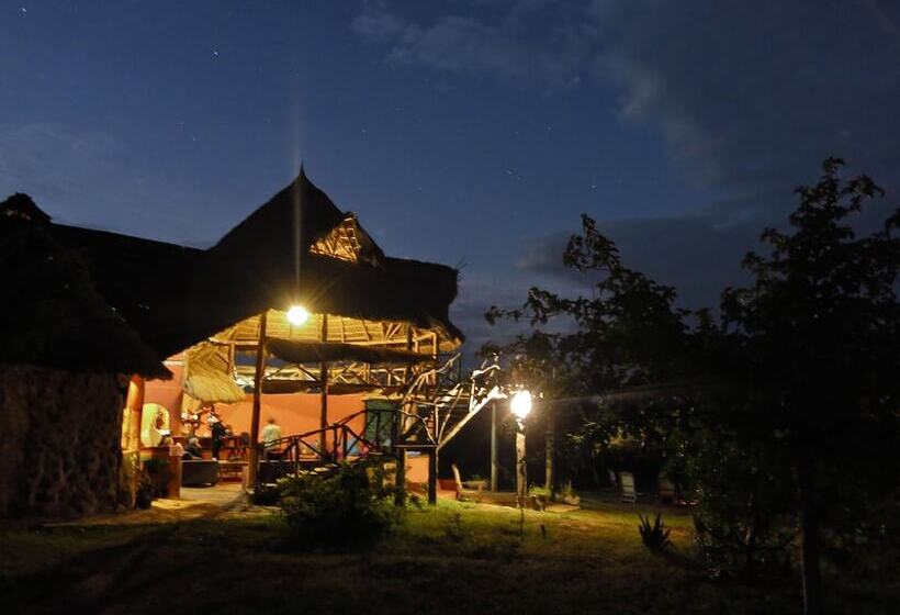 هتل Laikipia Eco Cottages