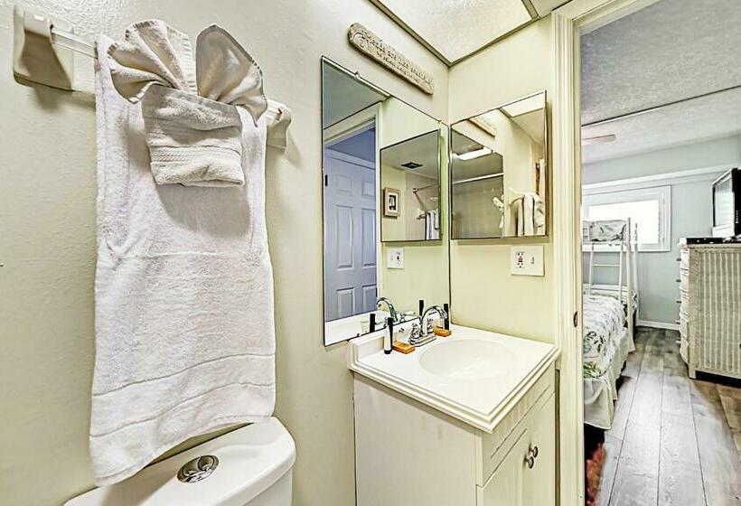فندق Waterview Condo Unit 204