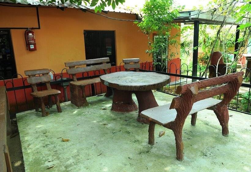 هتل Countryview Recreation Park & Resort