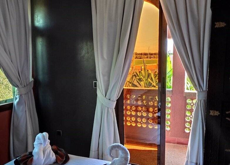 فندق Equi Palace & Spa