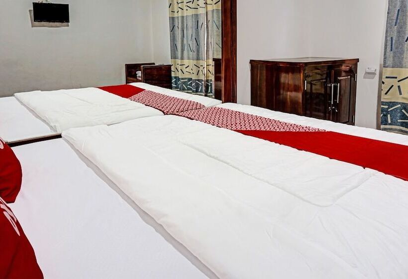 هتل Oyo 91679 Villa Juanda Syariah