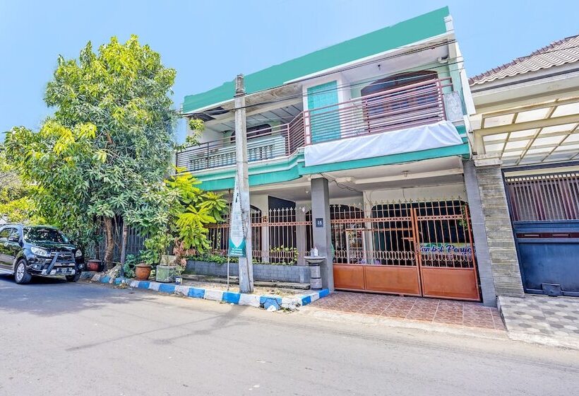 בית מלון כפרי Spot On 91716 Kost Yy Syariah