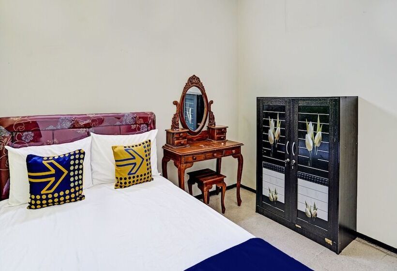 בית מלון כפרי Spot On 91716 Kost Yy Syariah