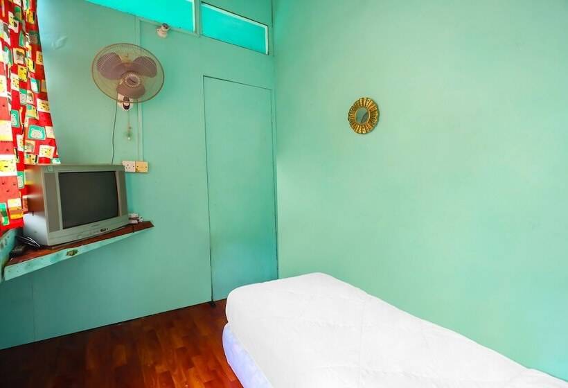 هتل Spot On 91732 Rani Homestay Syariah