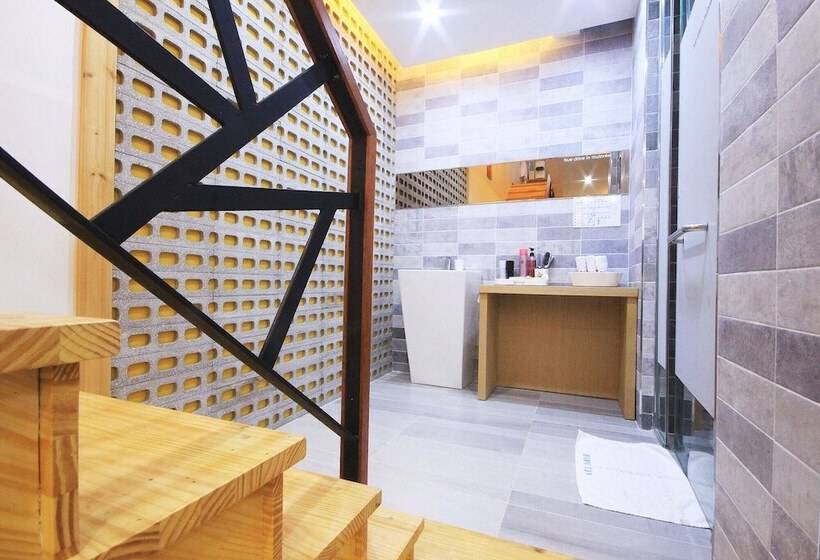 Iksan Kakao Self Check-in Motel
