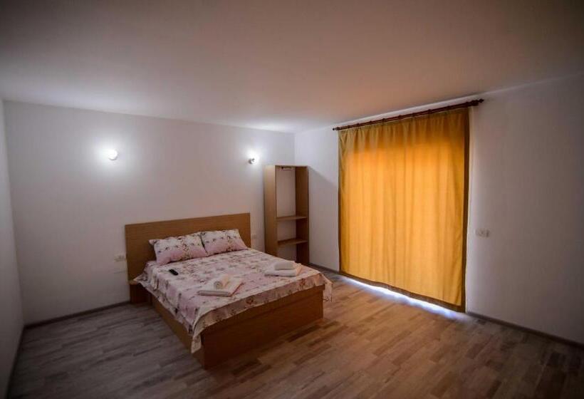 پانسیون Casa Gore