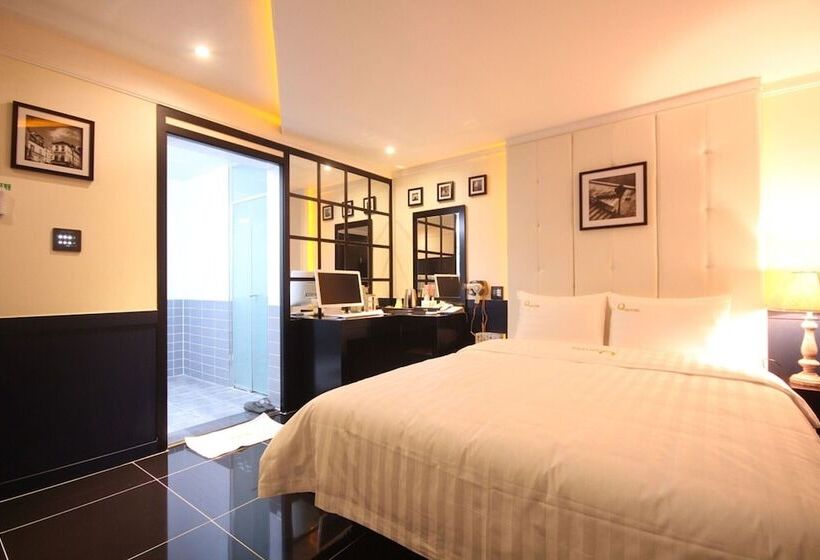 Gimje Q Drive Self Check In Motel