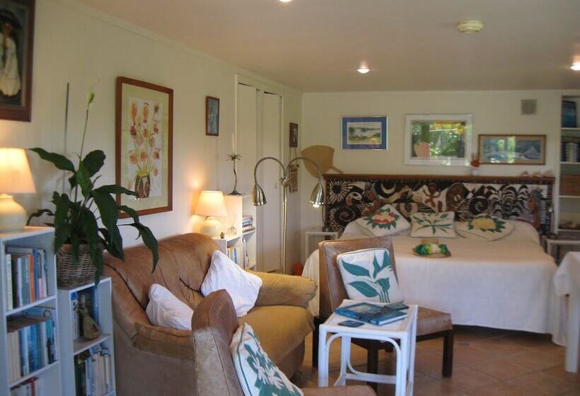 هتل Aimeo Cottage